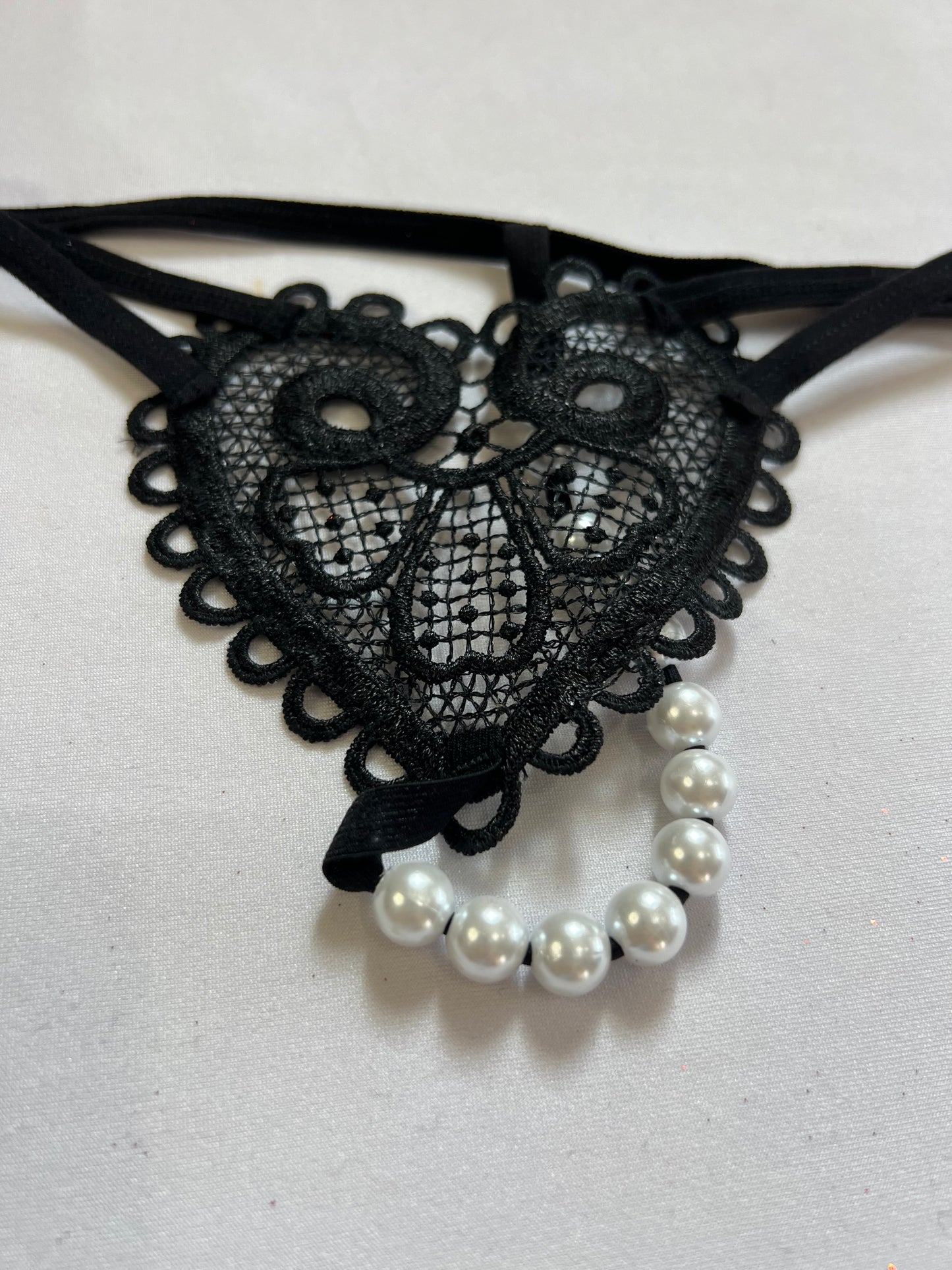 Romantic Lace & Pearl Crotchless Panties – Heart Design