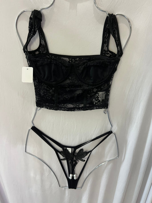 Black Lace Lingerie Set with Pearl Detail – Elegance Meets Desire