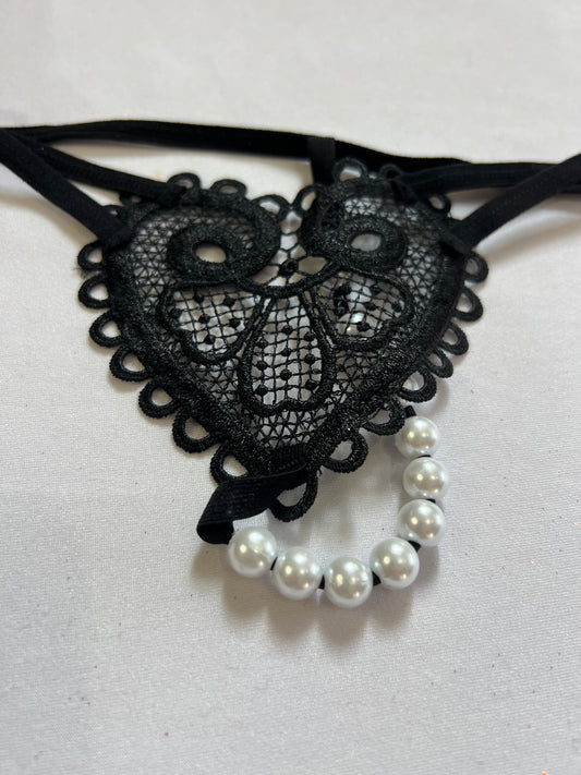 Romantic Lace & Pearl Crotchless Panties – Heart Design