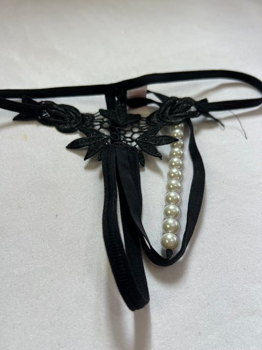 Black Lace & Pearl Thong – Floral Seduction
